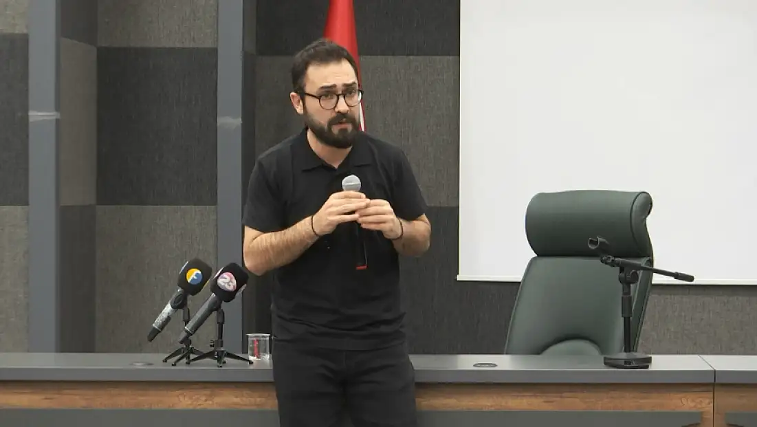 Yazar Fatih Duman okurlarıyla buluştu