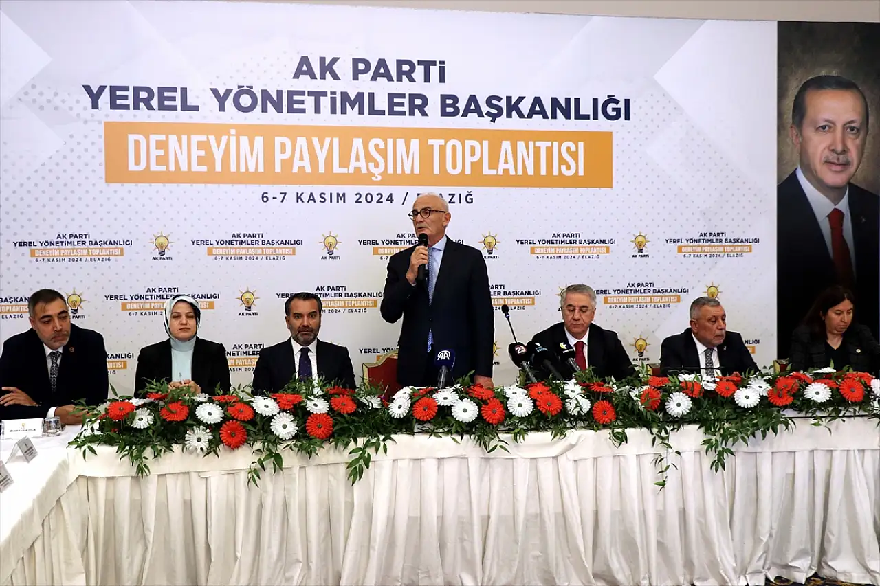 AK Parti'den deneyim paylaşım toplantısı