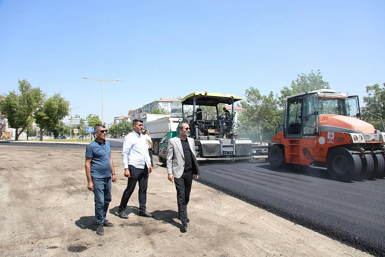 BAŞKAN ŞERİFOĞULLARI KARARLI! ASFALT PROBLEMİ ORTADAN KALKACAK