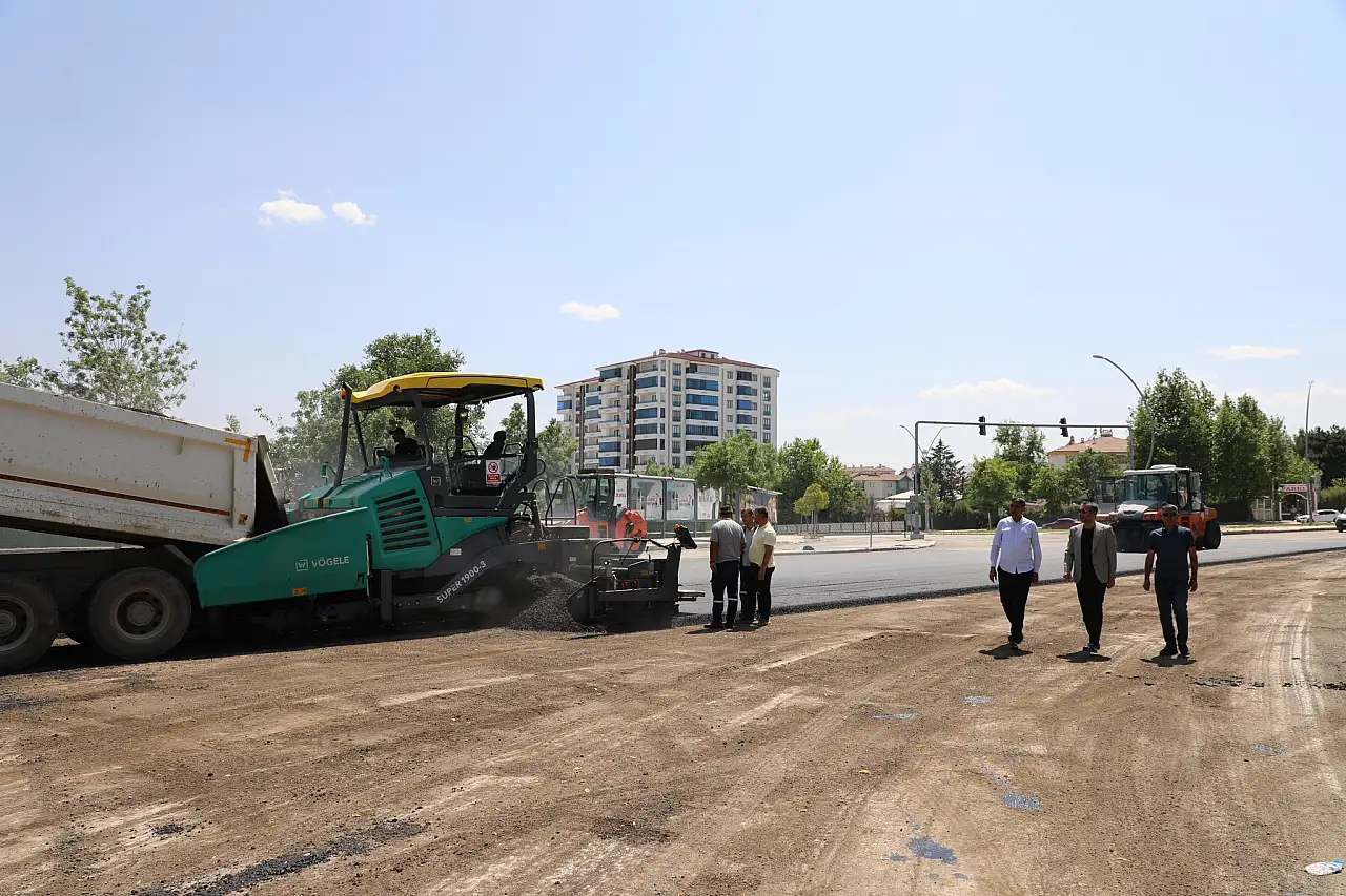 BAŞKAN ŞERİFOĞULLARI KARARLI! ASFALT PROBLEMİ ORTADAN KALKACAK