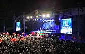 Fırat Üniversitesi 50. Yıl Festivali Azerin'in unutulmaz konseriyle sona erdi
