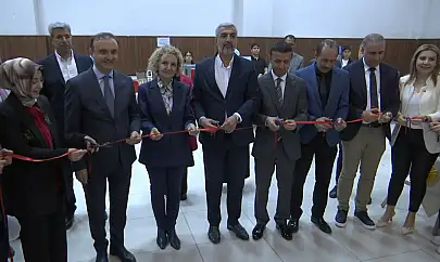 Dilimizin Zenginlikleri projesi kapsamında sergi ve koro gösterisi