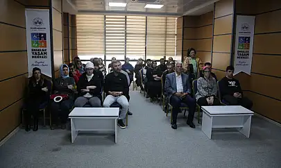Elazığ Belediyesi, dil ve konuşma becerileri semineri düzenledi