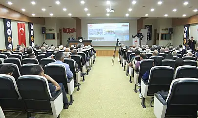 Elazığ'da zirai don zararı sonrası bahçe bakım eğitimleri