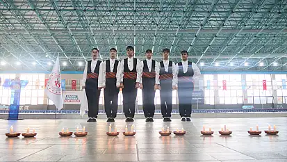 Çayda Çıra Yüzme Festivali geleneksel bir kültüre sporla hayat veriyor