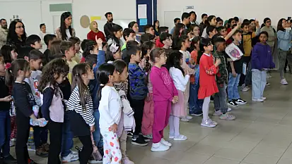 Elazığ İl Özel İdaresi Bilim Merkezi, köy okullarında çocuklarla buluştu