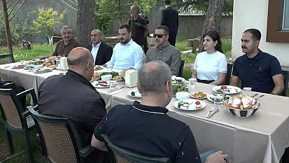 MHP'den Anneler Gününe özel program