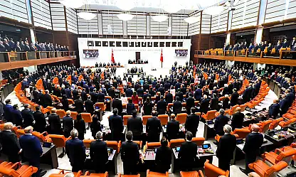 Çalışma hayatında yeni düzenleme Meclis'ten geçti!