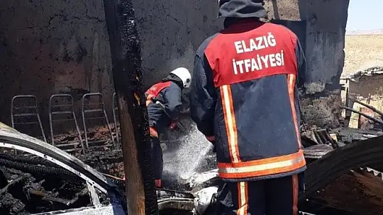 Aydıncık Köyünde Korkutan Yangın