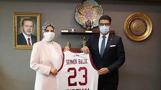 Başkan Alpay, Milletvekillerini ziyaret etti