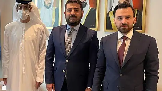 BAE Dış Ticaret Bakanı'ndan GoArt Metaverse'e ofis açma daveti
