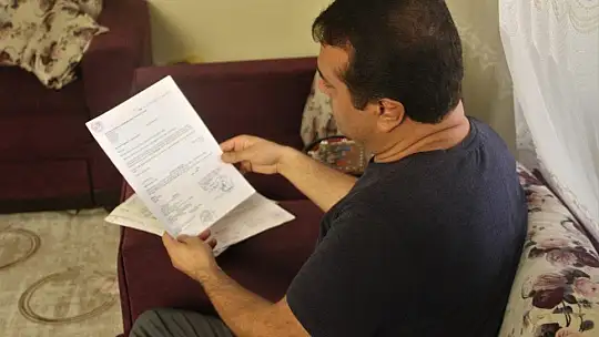 2 buçuk yıldır boşanma davası süren baba, çocuklarını icra yoluyla görebiliyor