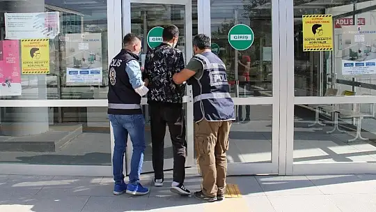 Çaldığı araçla gezerken yakalandı