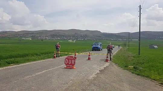 Koronavirüs vakası görülen köy karantinaya alındı