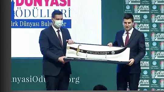 7. Türk Dünyası Ödülleri Sahiplerini Buldu