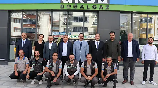 Milletvekili Ağar, Sanatçılarla Buluştu Vatandaşa Hizmet Veren Bir Dizi Kurumu Ziyaret Etti