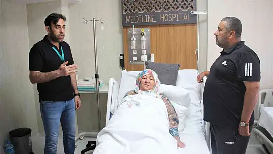 71 yaşında 136 kiloya ulaşan Nezaket teyze, sağlığına Elazığ'da kavuştu