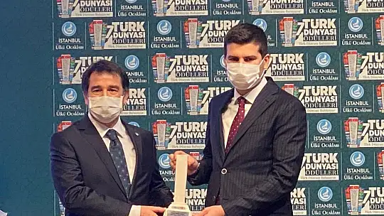 7. Türk Dünyası Ödülleri Sahiplerini Buldu