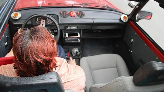 92 model Serçe'ye 45 bin TL verdi, adını da 'koronasavar' koydu