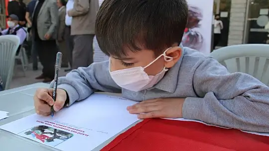 Azerbaycanlı çocuktan cephedeki babasına mektup