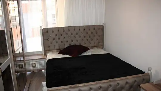 Bakan Kurum, 10 gün sonra hak sahiplerine verilecek konutları inceledi
