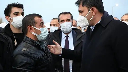 Bakan Kurum, öğretmeni ile görüntülü görüştü