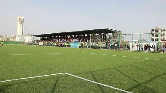 Bölgesel Amatör Lig: Elazığ Yolspor: 3 - Aksaray Gençlikspor: 6