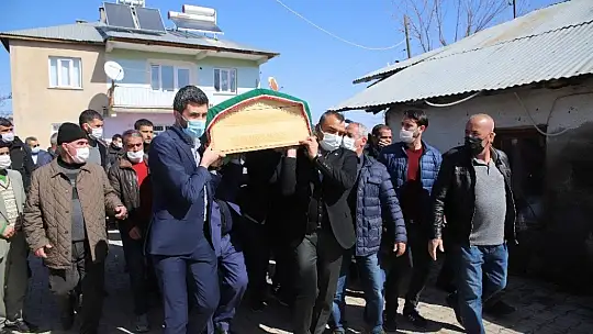 Bükardi Belediye Başkanı Açmaz son yolculuğuna uğurlandı