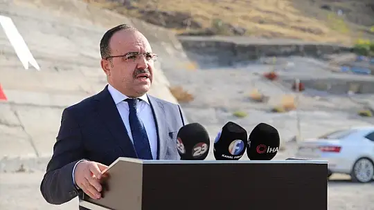 Keban Barajı'na 970 bin adet balık yavrusu bırakıldı