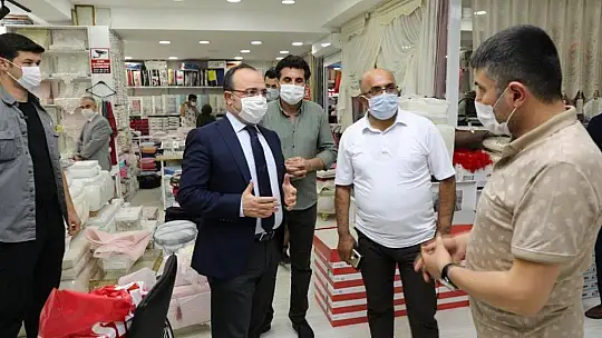 Vali Erkaya Yırık'tan Esnafa Bayram Ziyareti