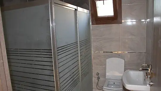 Depreme karşı yapılan çelik evler yükseliyor