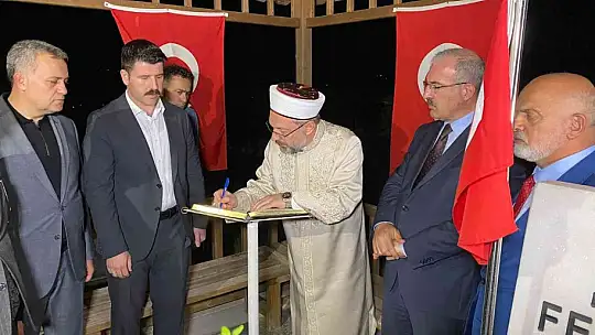 Diyanet İşleri Başkanı Erbaş, Elazığ'da 65 öğrenci kapasiteli Kur'an kursunun açılışına katıldı