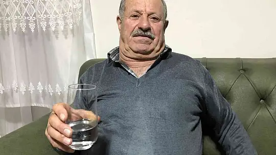 Doktorun tek bir sözü ile 40 yıldır çay ve sigara içmiyor