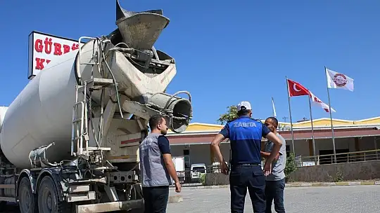Elazığ Belediyesinden beton mikserlerine denetim