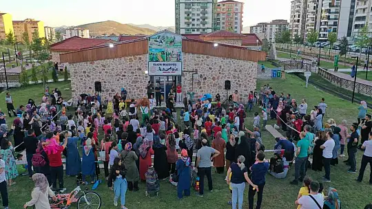 Elazığ çocuklar hem çevreyi temizledi hem eğlendi