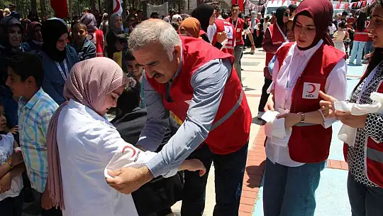 Elazığ'da 'Hayalimle Dönüşen Oyuncak Projesi'nde dereceye girenler ödüllendirildi
