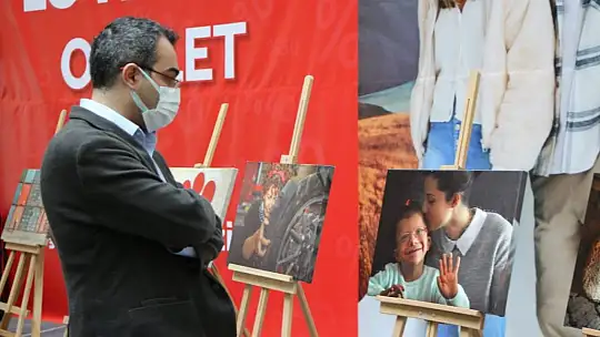 Elazığ'da 'kadın ve yaşam' konulu fotoğraf yarışması eserleri sergilendi