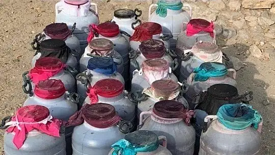 Elazığ'da 1 tondan fazla kaçak içki ele geçirildi
