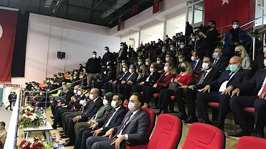 Elazığ'da 29 Ekim Cumhuriyet Bayramı coşkuyla kutlandı