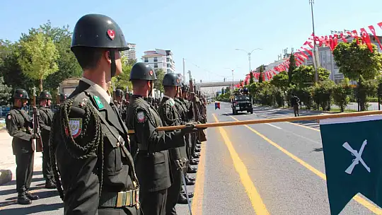 Elazığ'da 30 Ağustos Zafer Bayramı coşkuyla kutlandı
