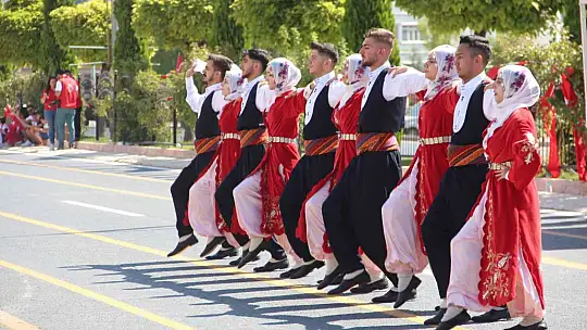 Elazığ'da 30 Ağustos Zafer Bayramı coşkuyla kutlandı