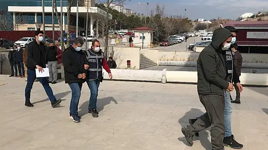 Elazığ'da Aranan 3 Şüpheli Tutuklandı