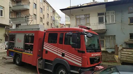 Elazığ'da çatı yangını