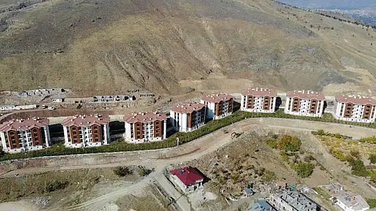 Elazığ'da deprem konutları hızla tamamlanıyor