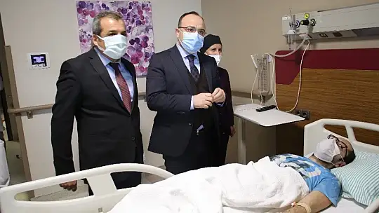 Elazığ'da depremde balkondan atlayanlar o anları anlattı