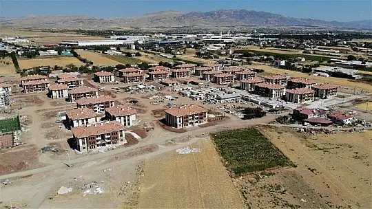 Elazığ'da depremin ardından 381 konut daha tamamlandı