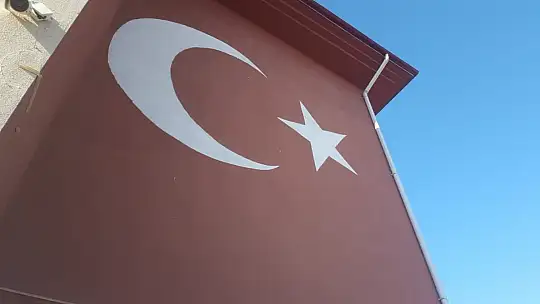 Elazığ'da İsmet Paşa Ortaokulu yapılan çalışmalar ile yenilendi