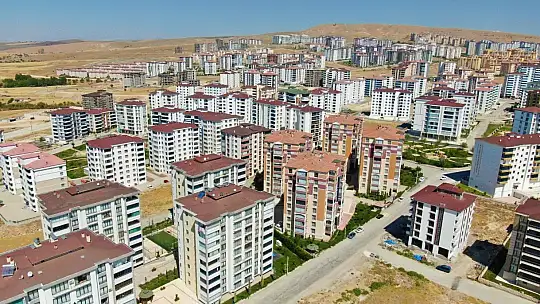 Elazığ'da kira fiyatları el yakıyor