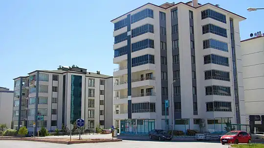 Elazığ'da kira fiyatları el yakıyor