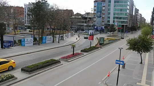 Elazığ'da kısıtlamada herkes evde, onlar görevde